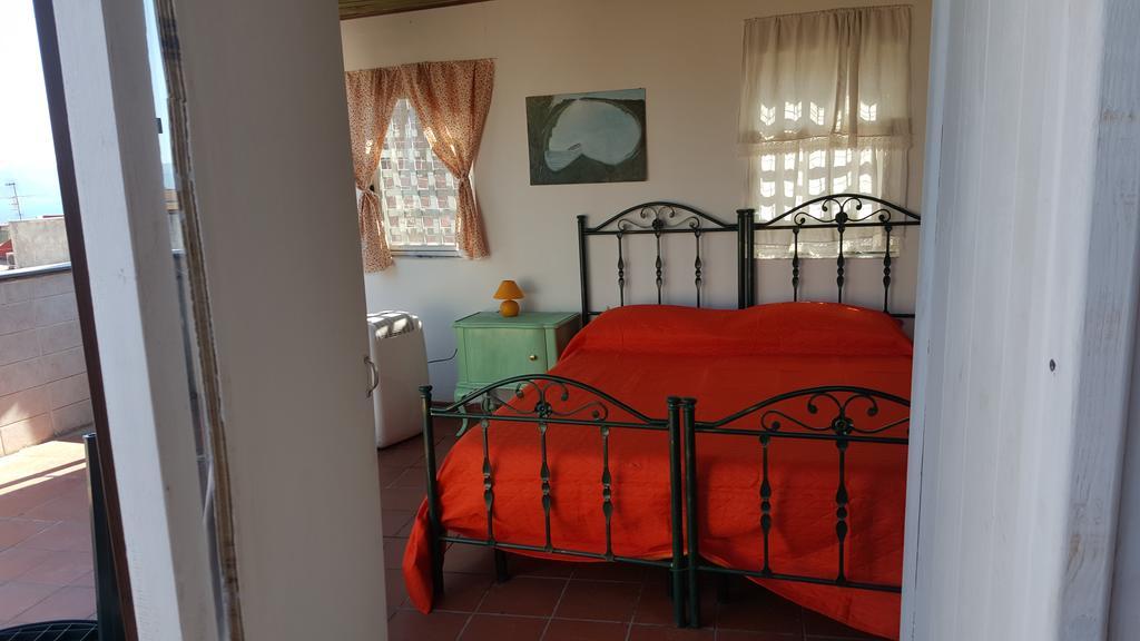 Villino Angela A Sant'Anna Apartment Boscotrecase ภายนอก รูปภาพ