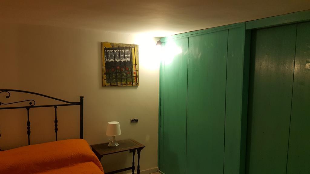 Villino Angela A Sant'Anna Apartment Boscotrecase ภายนอก รูปภาพ