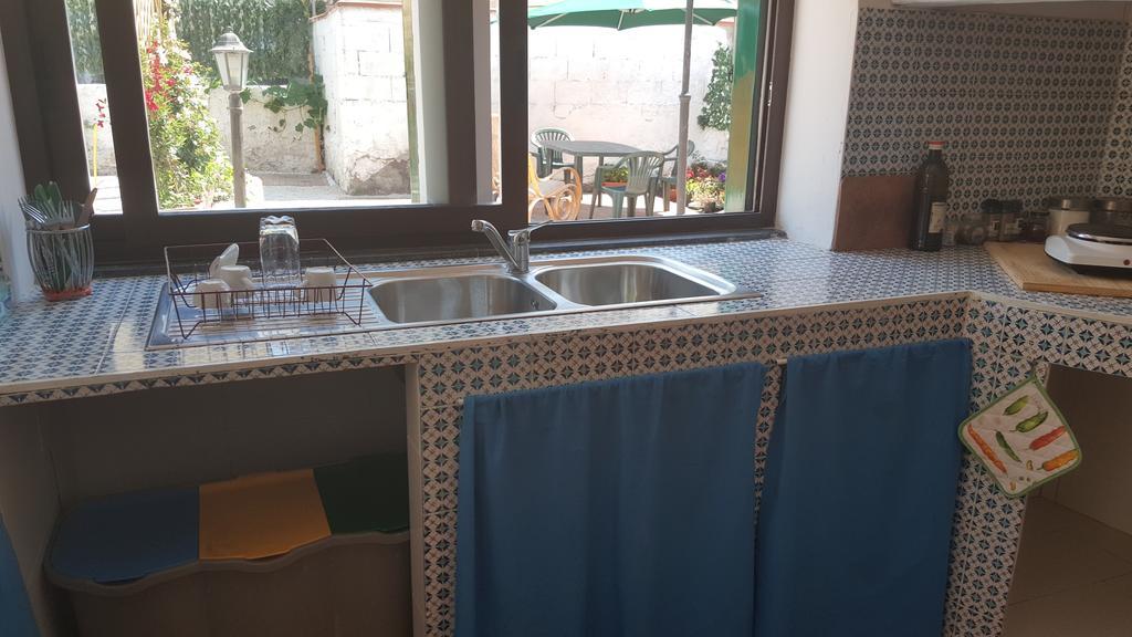 Villino Angela A Sant'Anna Apartment Boscotrecase ภายนอก รูปภาพ
