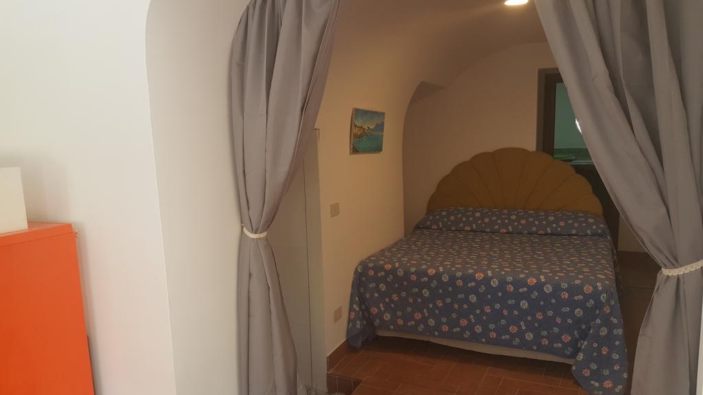 Villino Angela A Sant'Anna Apartment Boscotrecase ภายนอก รูปภาพ