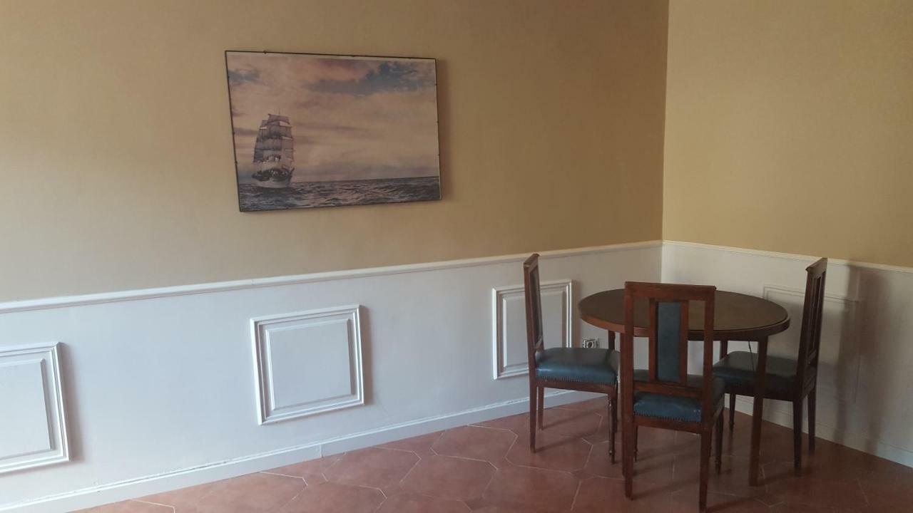 Villino Angela A Sant'Anna Apartment Boscotrecase ภายนอก รูปภาพ