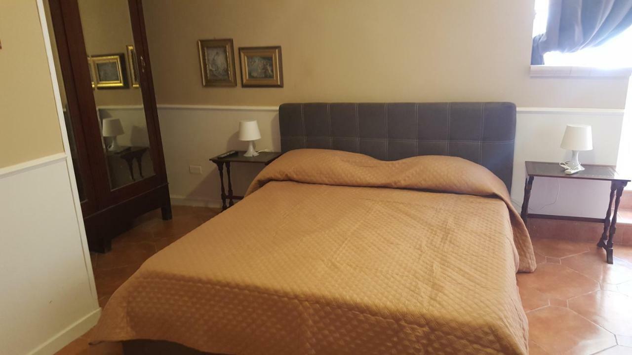 Villino Angela A Sant'Anna Apartment Boscotrecase ภายนอก รูปภาพ