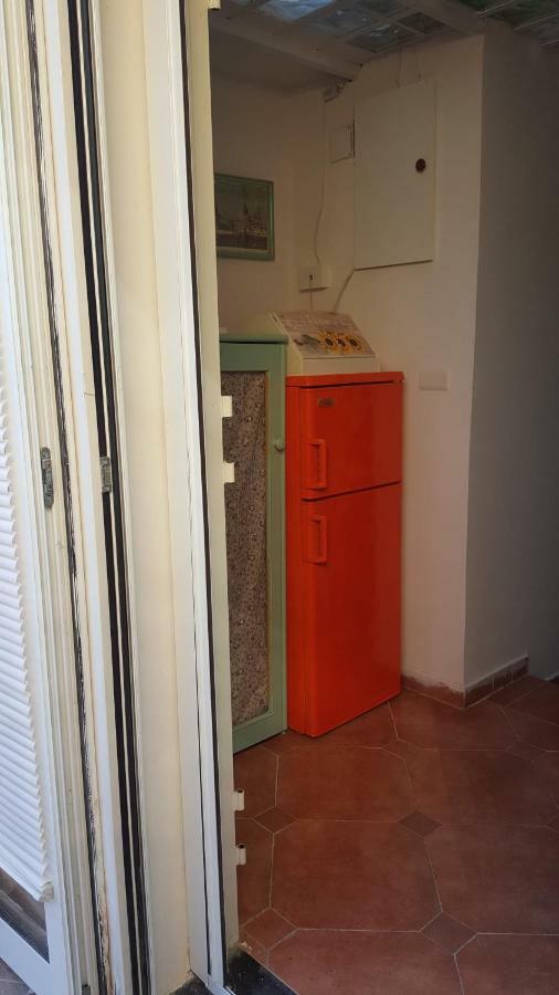 Villino Angela A Sant'Anna Apartment Boscotrecase ภายนอก รูปภาพ