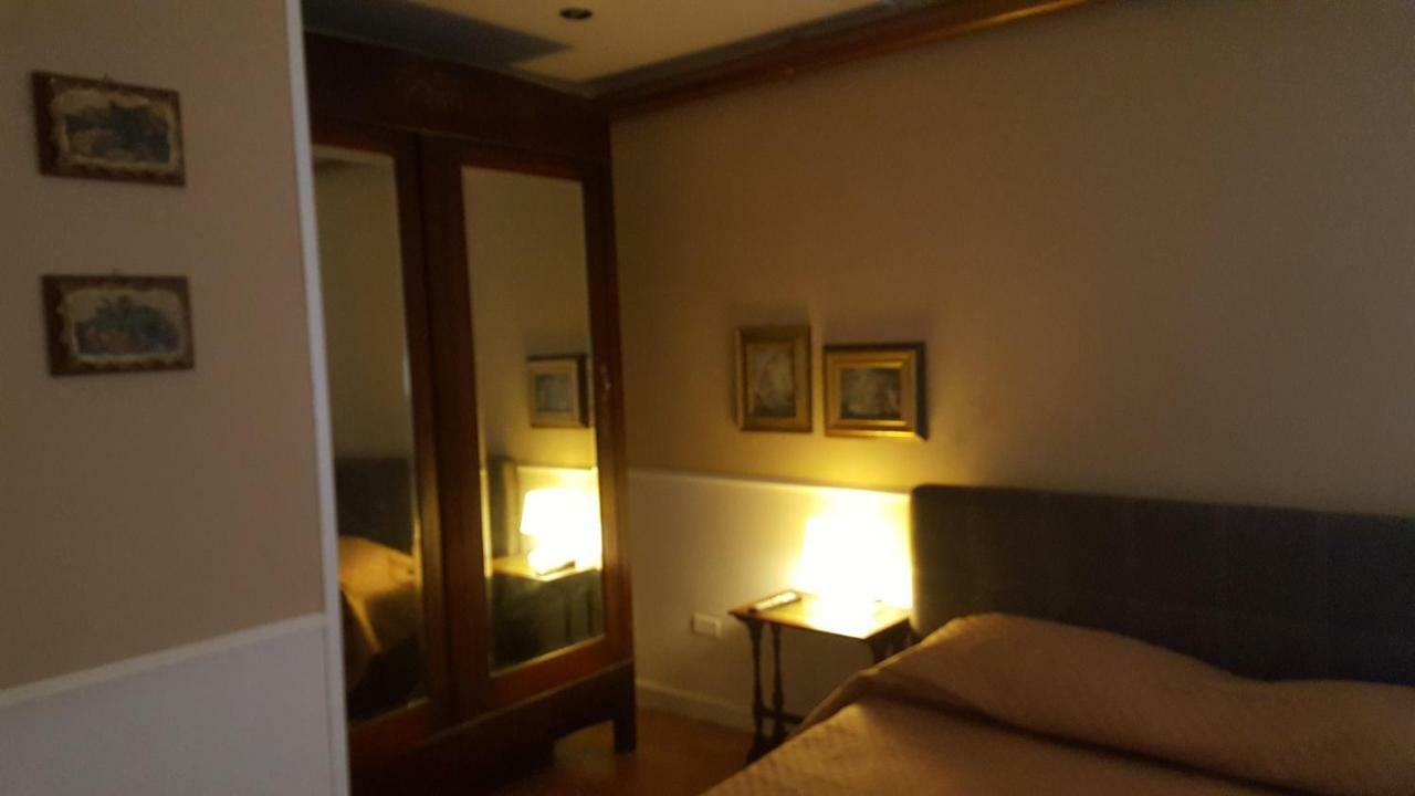 Villino Angela A Sant'Anna Apartment Boscotrecase ภายนอก รูปภาพ