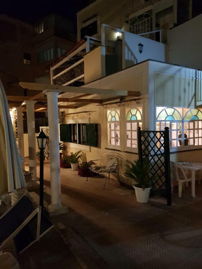 Villino Angela A Sant'Anna Apartment Boscotrecase ภายนอก รูปภาพ